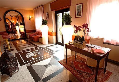 Hotel San Gerolamo Vercurago Zewnętrze zdjęcie