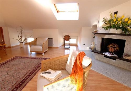 Hotel San Gerolamo Vercurago Zewnętrze zdjęcie