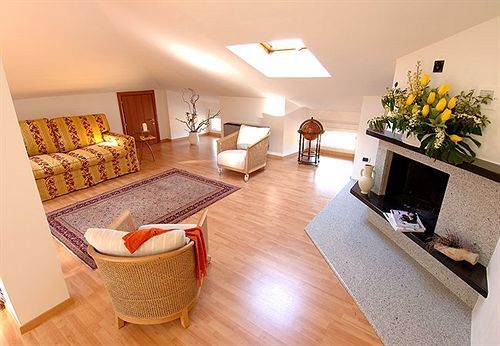 Hotel San Gerolamo Vercurago Zewnętrze zdjęcie